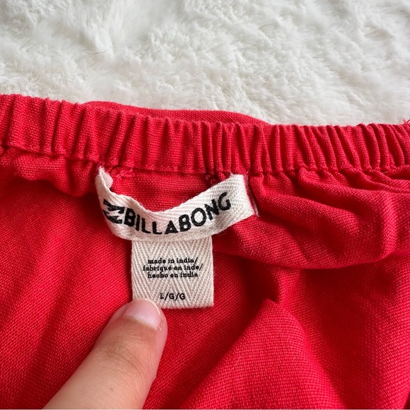 SOLD Billabong wrap top - Picture 3 of 4